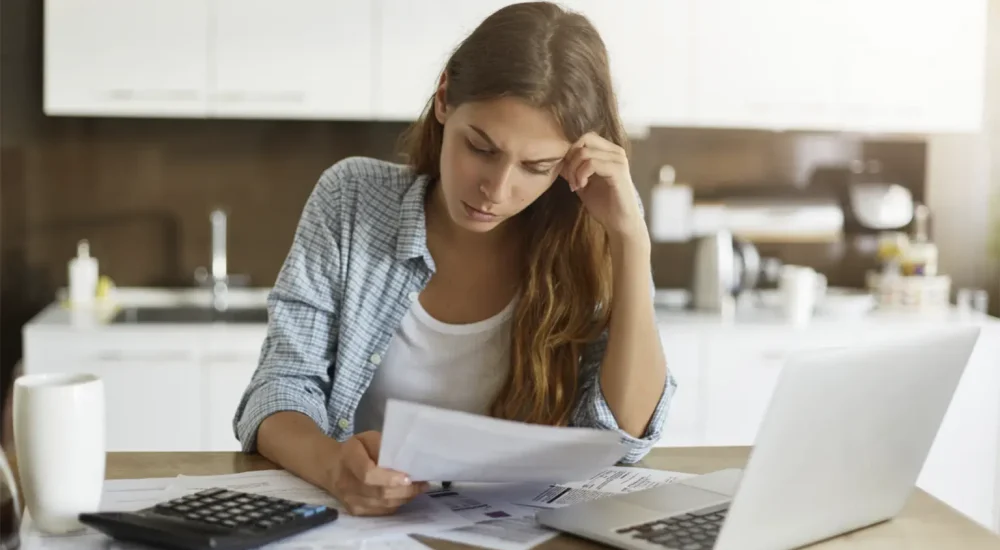15 hábitos que fazem você gastar mais sem perceber